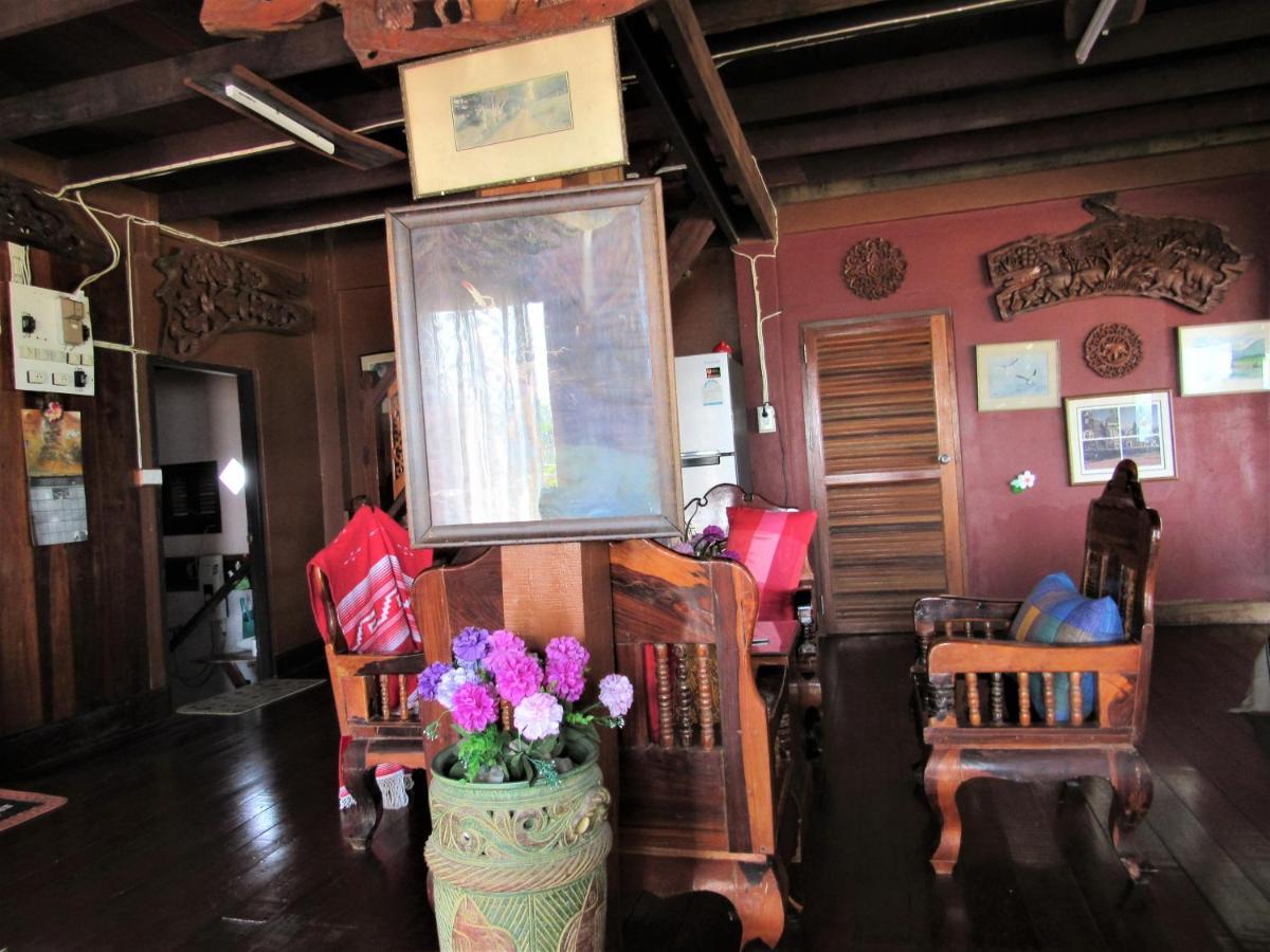 The Sunrise Beach Cafe And Guesthouse Ban Tha Khoi Exterior photo