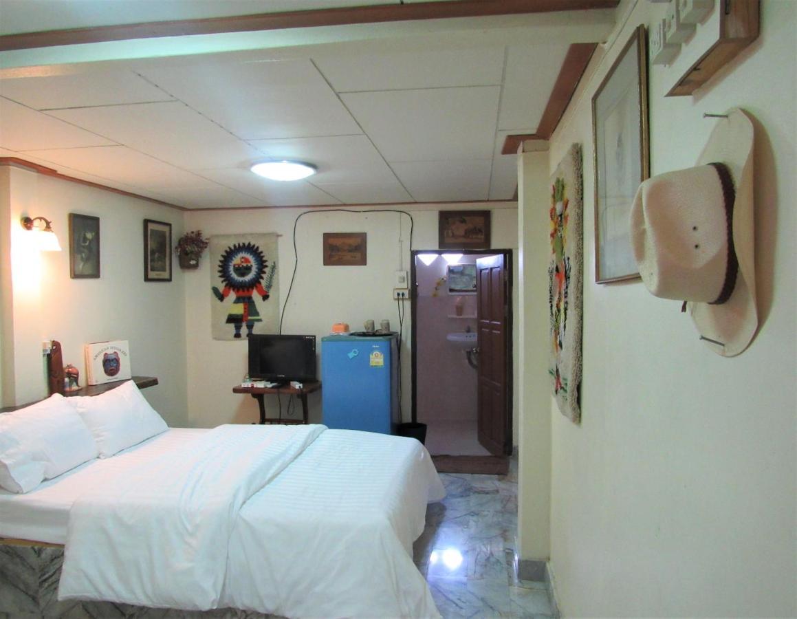 The Sunrise Beach Cafe And Guesthouse Ban Tha Khoi Exterior photo